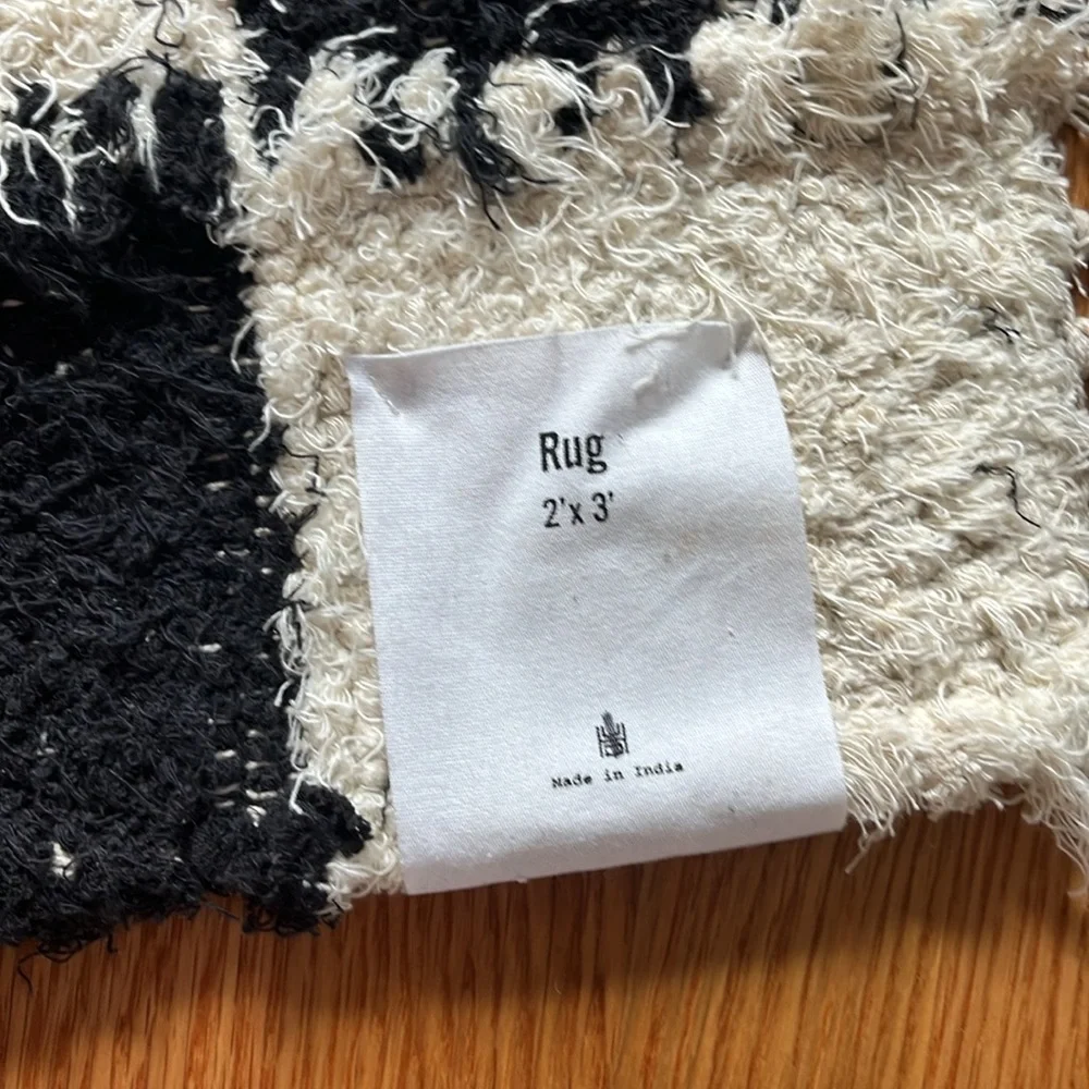 Urban Outfitters Checkerboard Woven Shag Rag Rug NWT